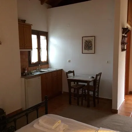 Alexandraki Apartment *