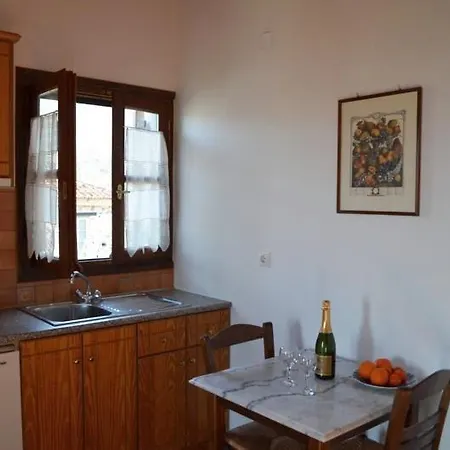 Alexandraki Апартаменты Пулитра